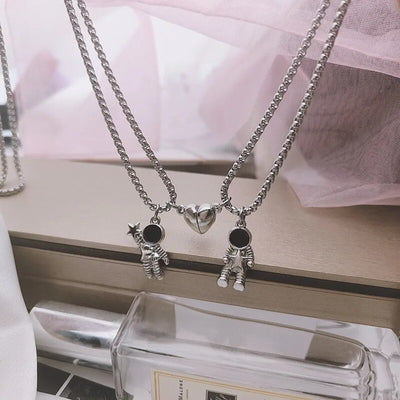 Collier Couple Cosmonaute