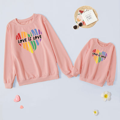 Pull Mère Fille Love Is Love