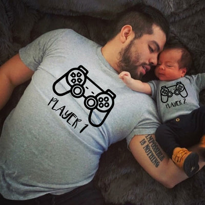 T Shirt Père Fils Console de Jeux