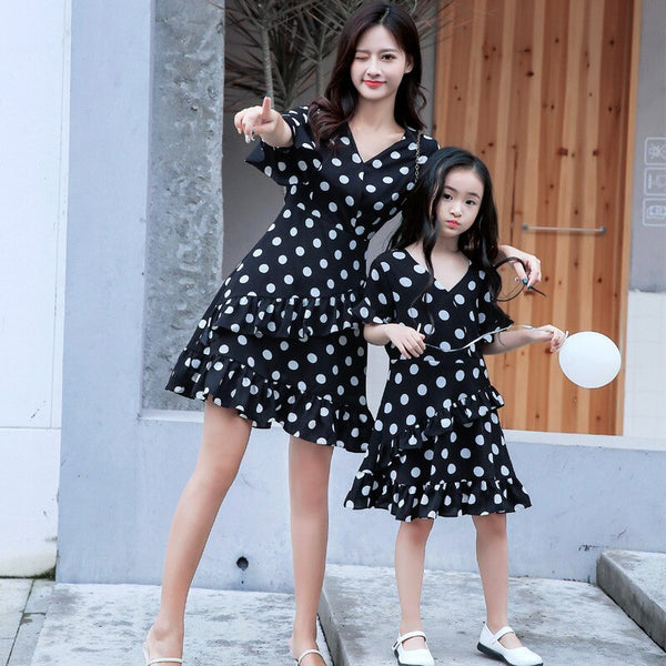 Robe Mere Fille A Pois Noir - MatchingMood