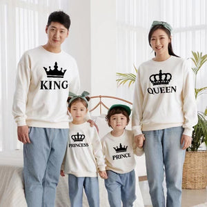 Pull Noel Famille Royale