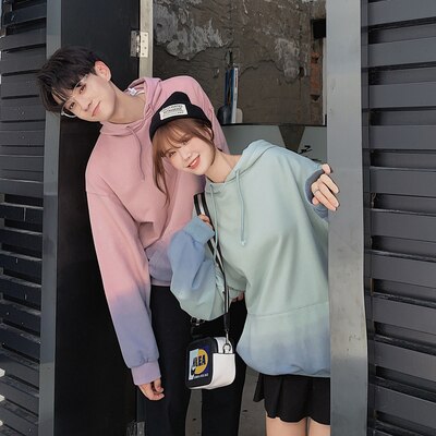 Sweat Couple Calin Lovers