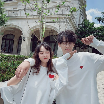 Pull Blanc Coeur Rouge pour Couple