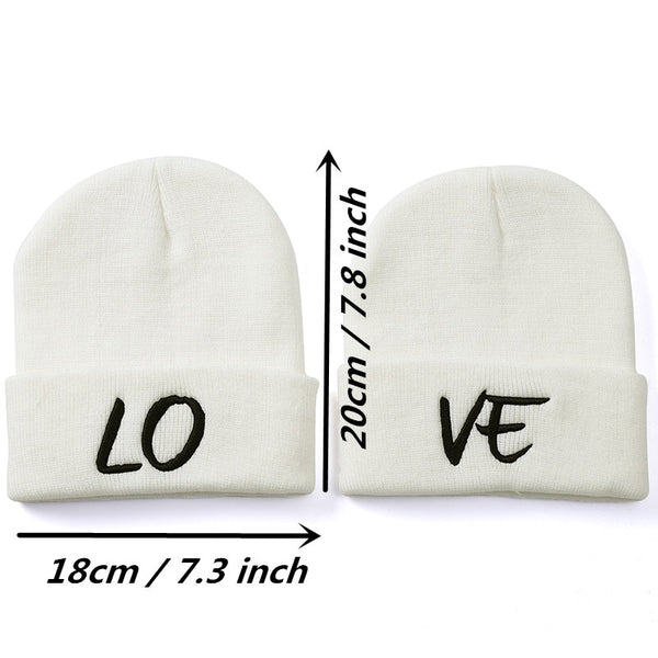 Bonnet Couple Love